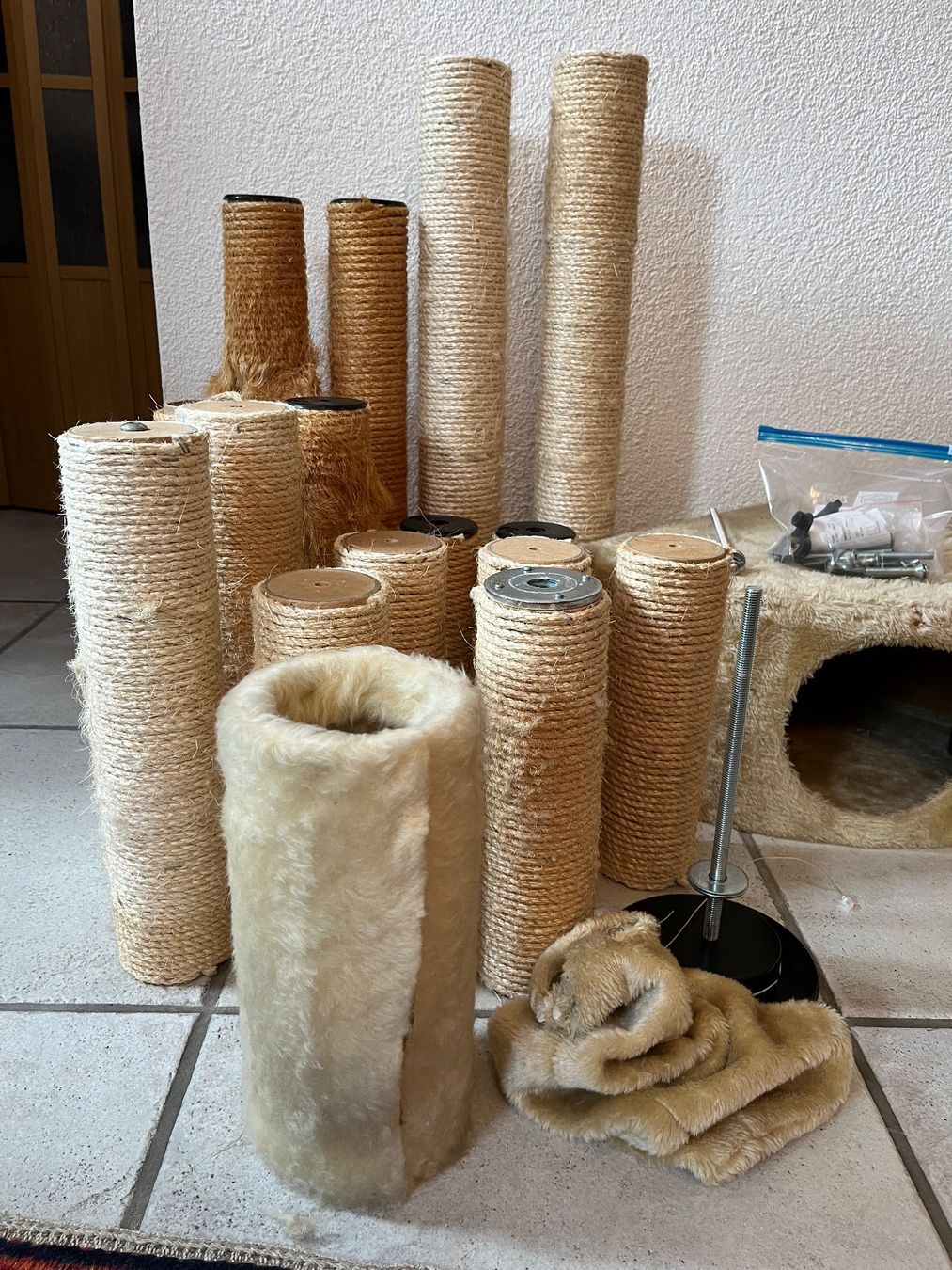 Arbres à chats: Katzenbaum – D'occasion à Kappel SO par G4cube