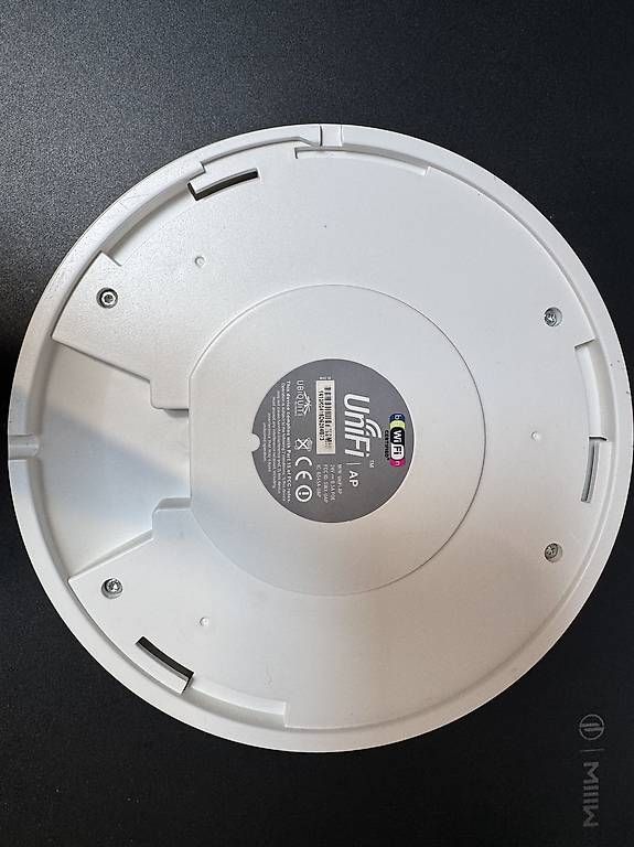 Ubiquiti WiFi: Ubiquiti UniFi AP Access Point – D'occasion à Effretikon par Gettrix 1