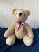 Althans Teddy, hell