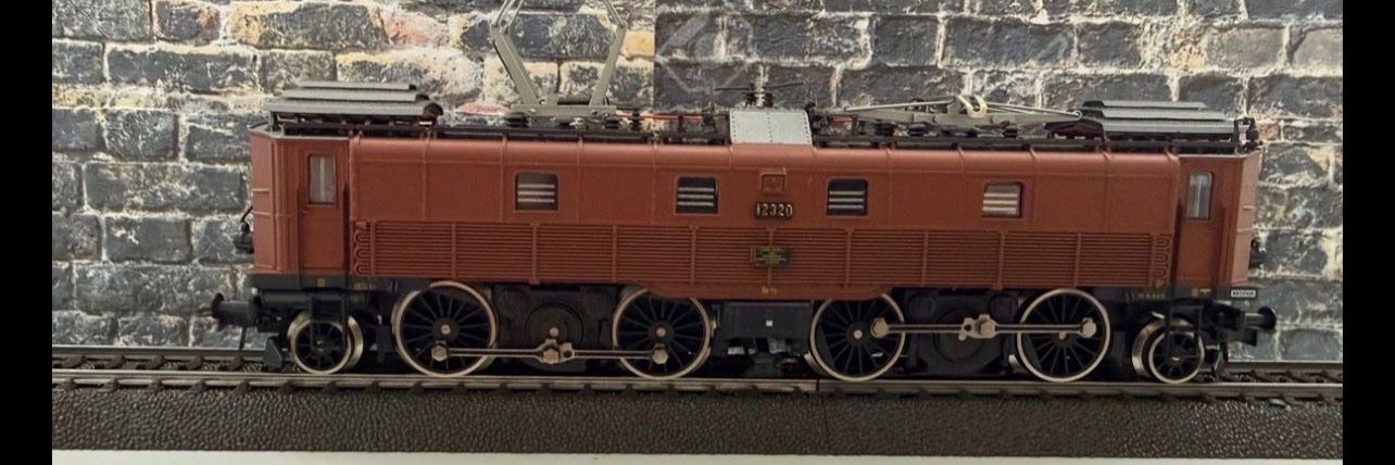 Roco Modellini di ferrovie: Roco HO Be 4/6 – Usato da Altdorf UR venduto da modellbau-widmer 4