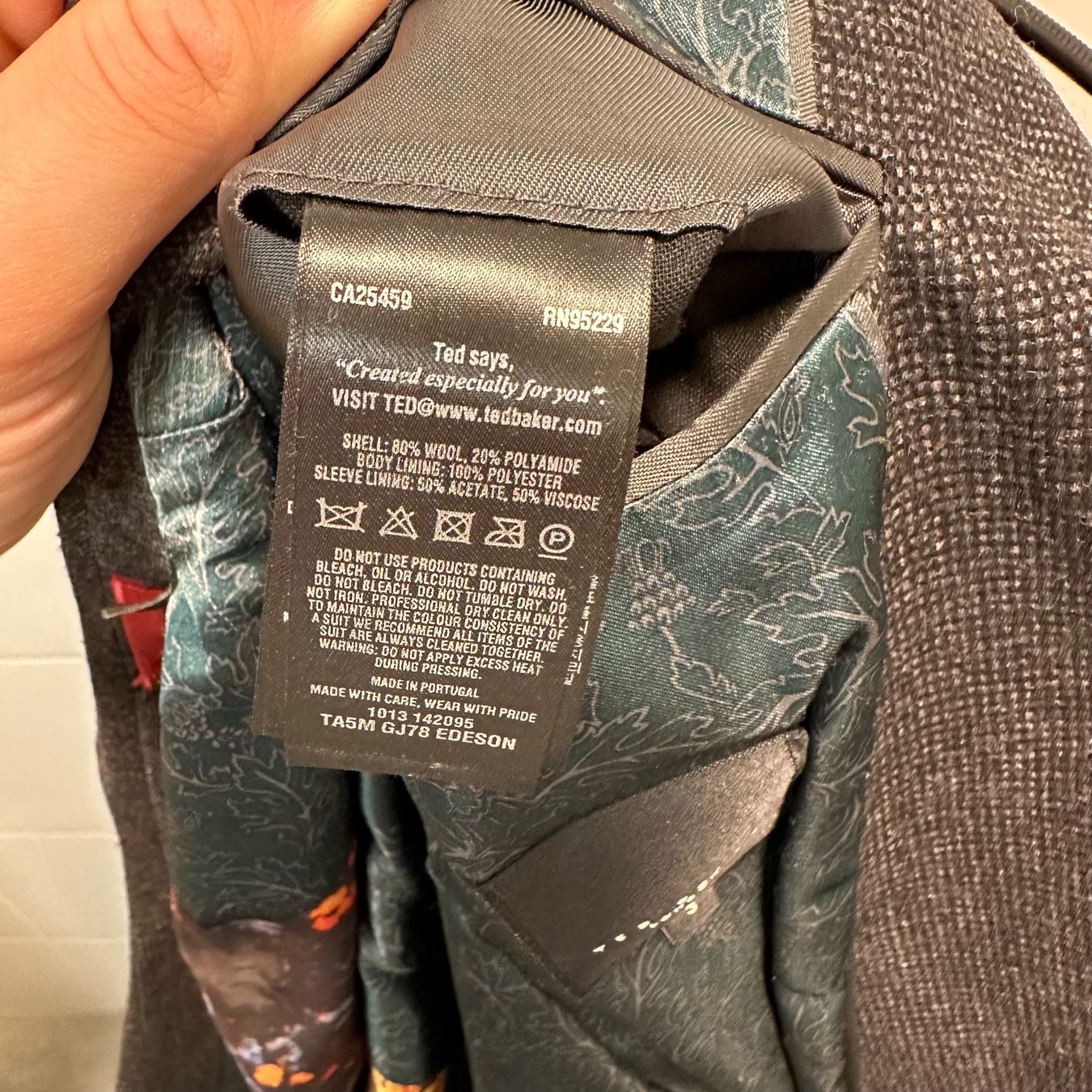 Ted Baker Completi: Ted Baker - Sakko - Gr.3 (L) – Usato da Ittigen venduto da Fabulous_Fab1 6
