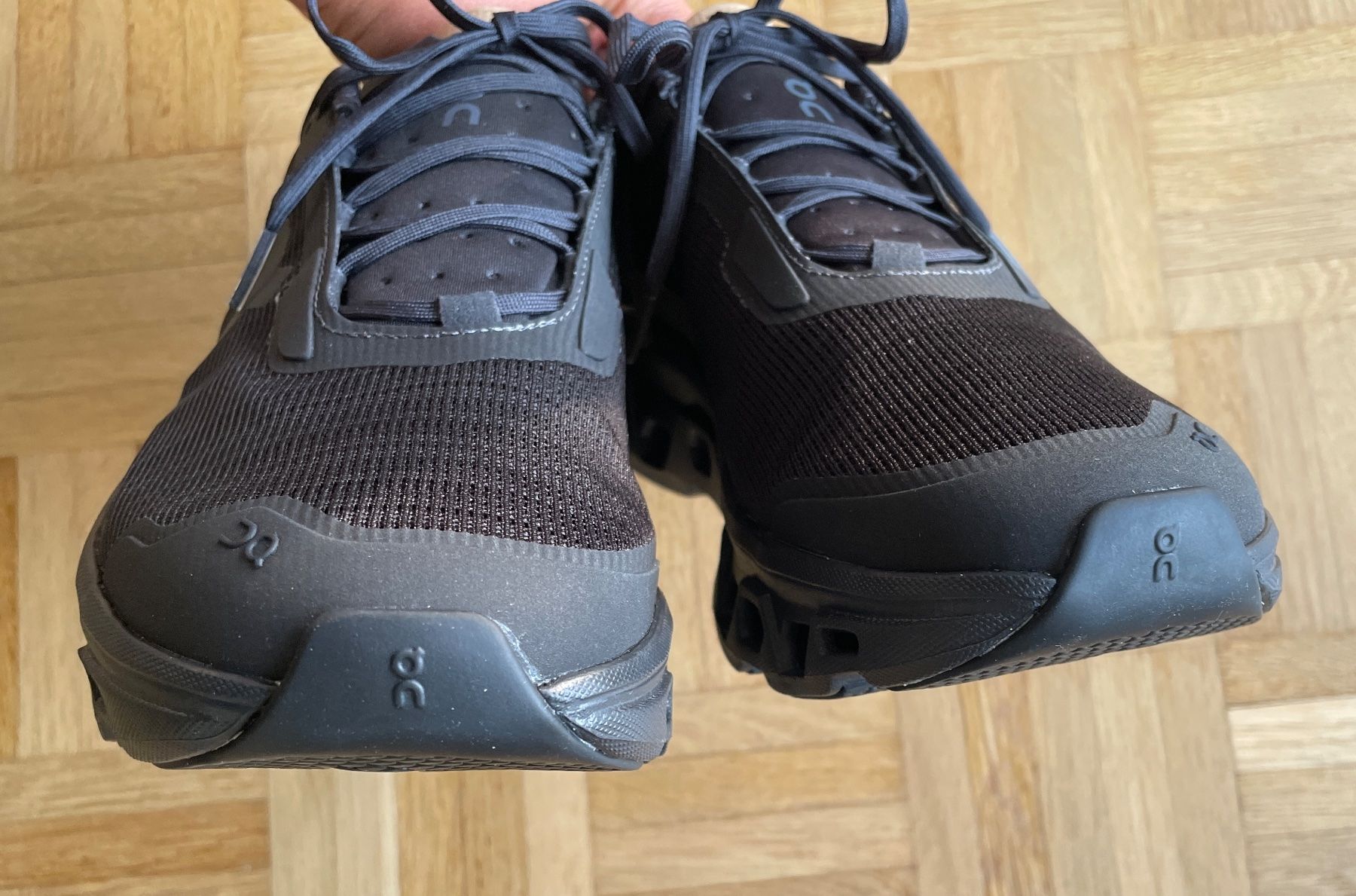 On Scarpe da uomo: On Running: Cloudmonster Void, schwarz, Grösse 43, NEU – Nuovo e nell'imballaggio originale da Gümligen venduto da soleil149 5
