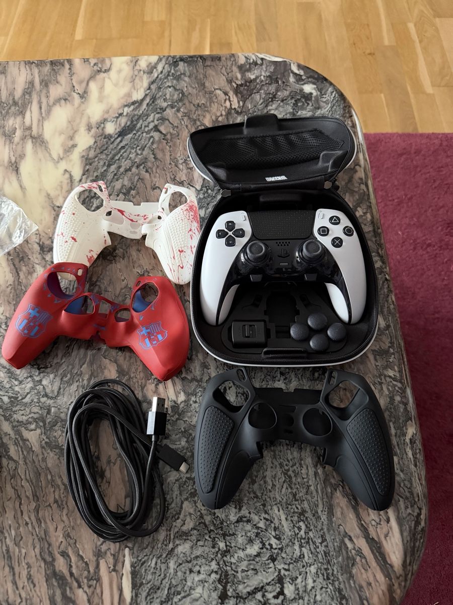 Sony Manettes: SONY PlayStation DualSense Edge  – Neuf (Voir description) à Onex par Nicola1220
