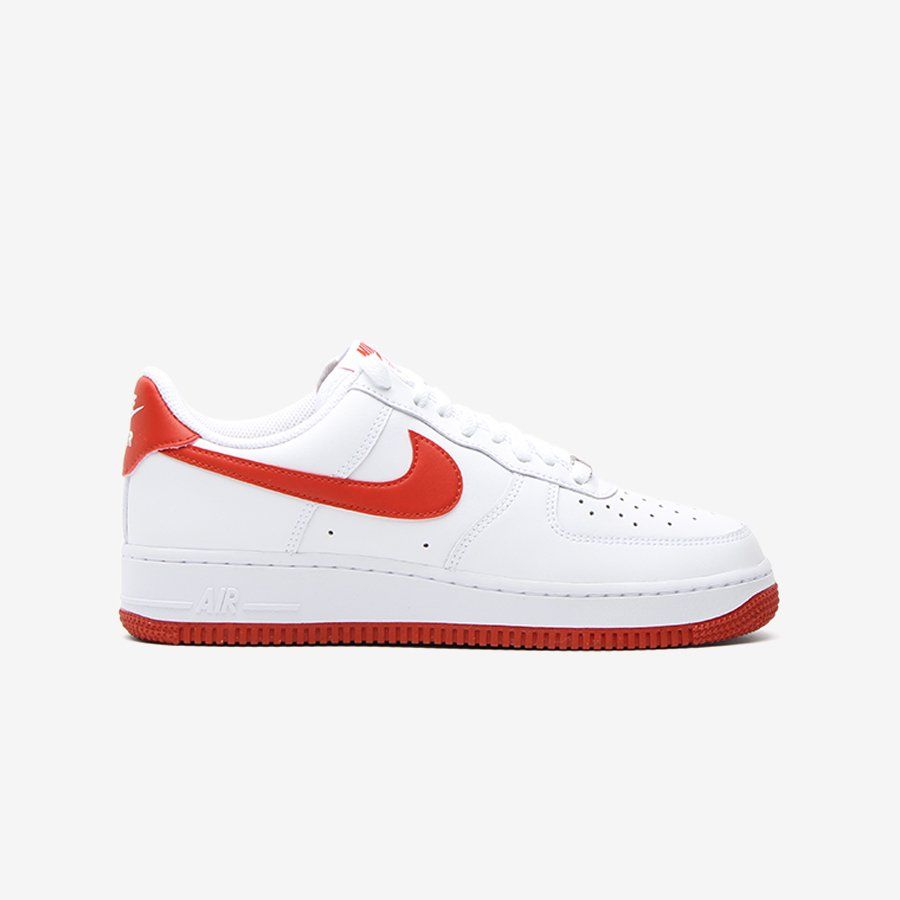 Nike Scarpe da uomo: Nike Air Force 1 '07 Dragon Red (41) – Nuovo e nell'imballaggio originale da Oberurnen venduto da getsneakers.ch 1
