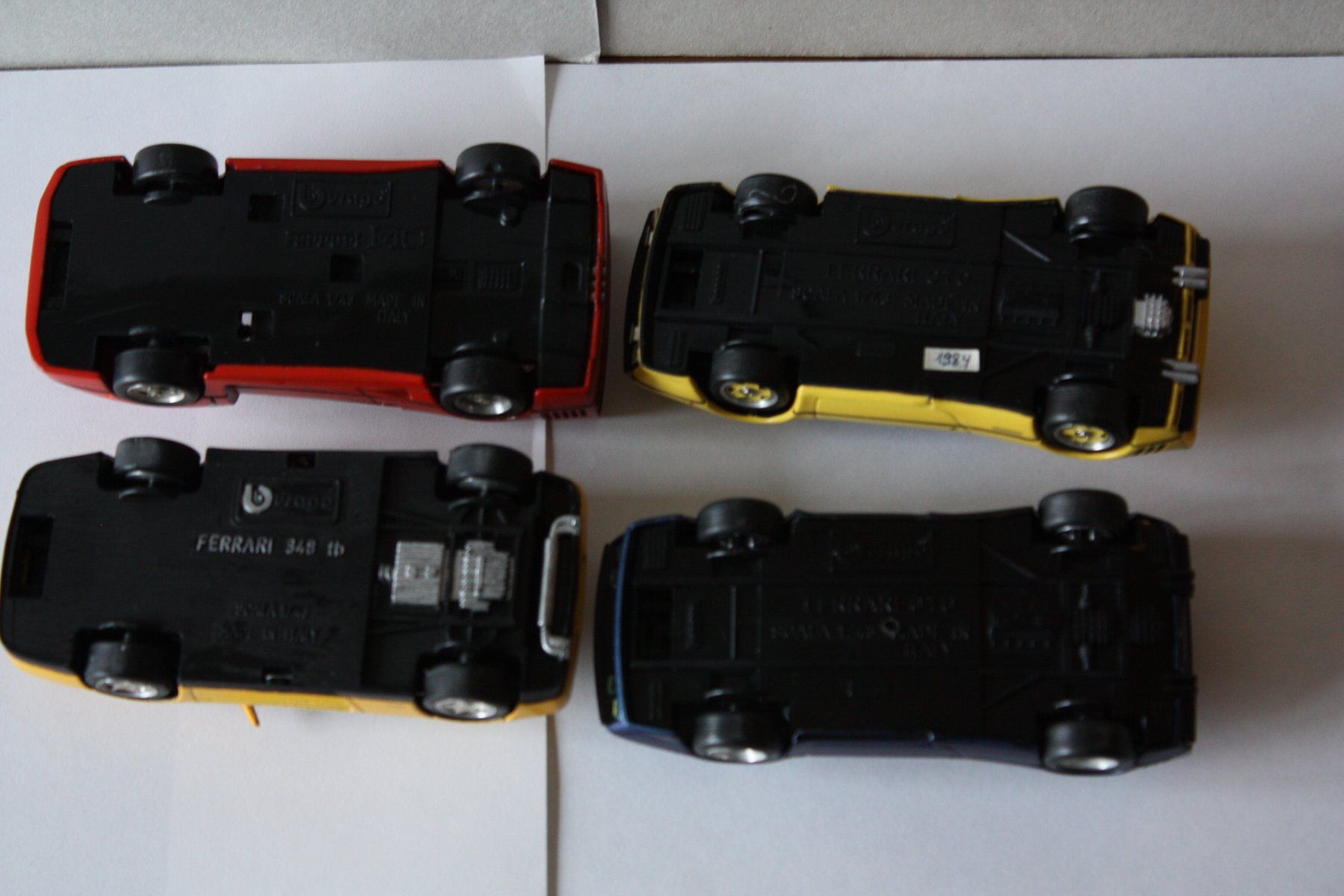 Bburago Modellini d'auto: 4 Ferrari Bburago 1/43 custom – Usato da Zug venduto da raucher01 3