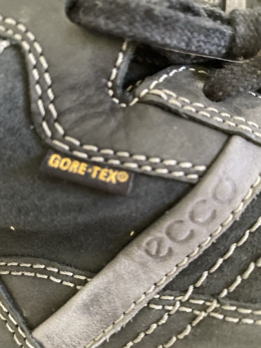 Ecco Scarpe per ragazzi: Ecco halbhohe Schuhe Grösse 35 – Usato da Grasswil venduto da pp7830 1