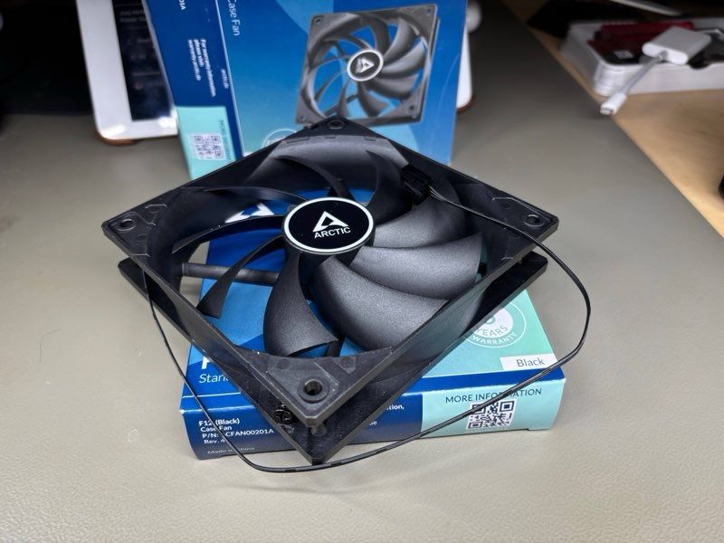 PC: Arctic F12 Standard Case Fan – Nuovo e nell'imballaggio originale da Studen BE venduto da Lioudmila