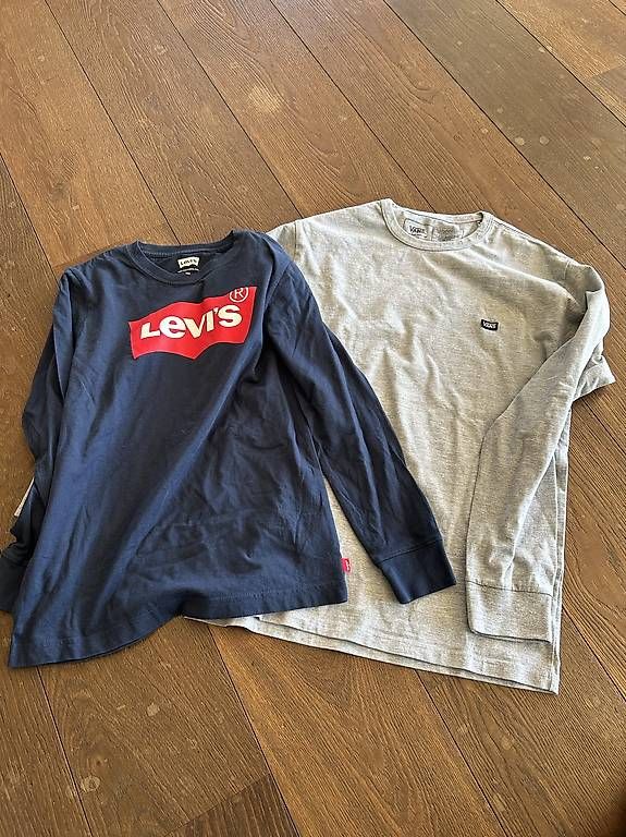 Chemises, T-shirts & Polos: Jungs-Pullis 164 – D'occasion à steffisburg par stefanruoff