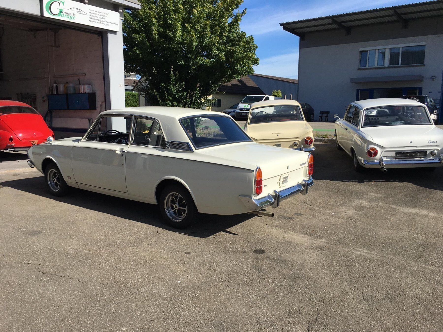 Ford Autos: Ford Corsair – D'occasion à Altenrhein par Roduner