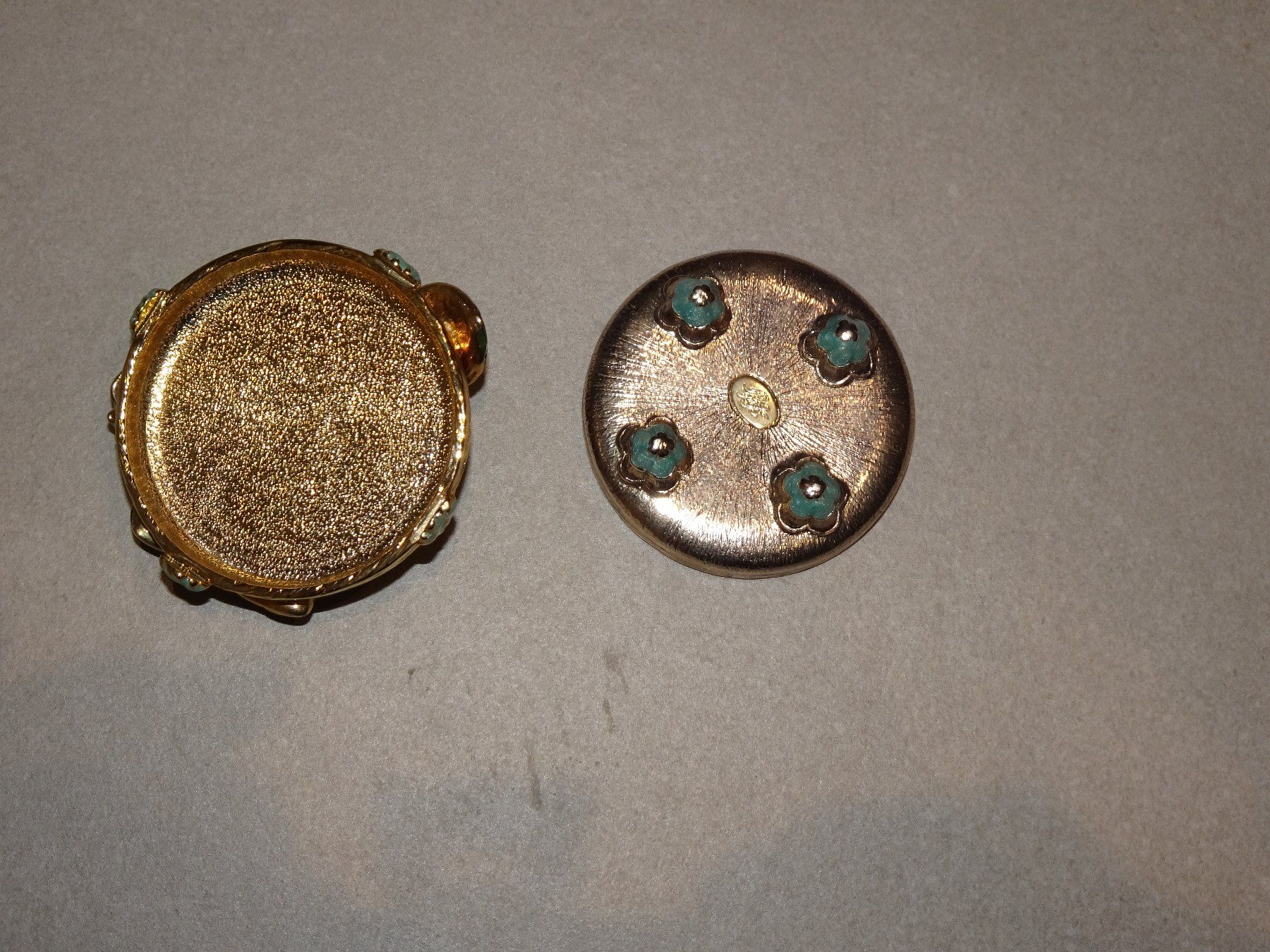 Tutte le decorazioni: Kirks Folly Dose – Usato da Bern venduto da Maronn 3