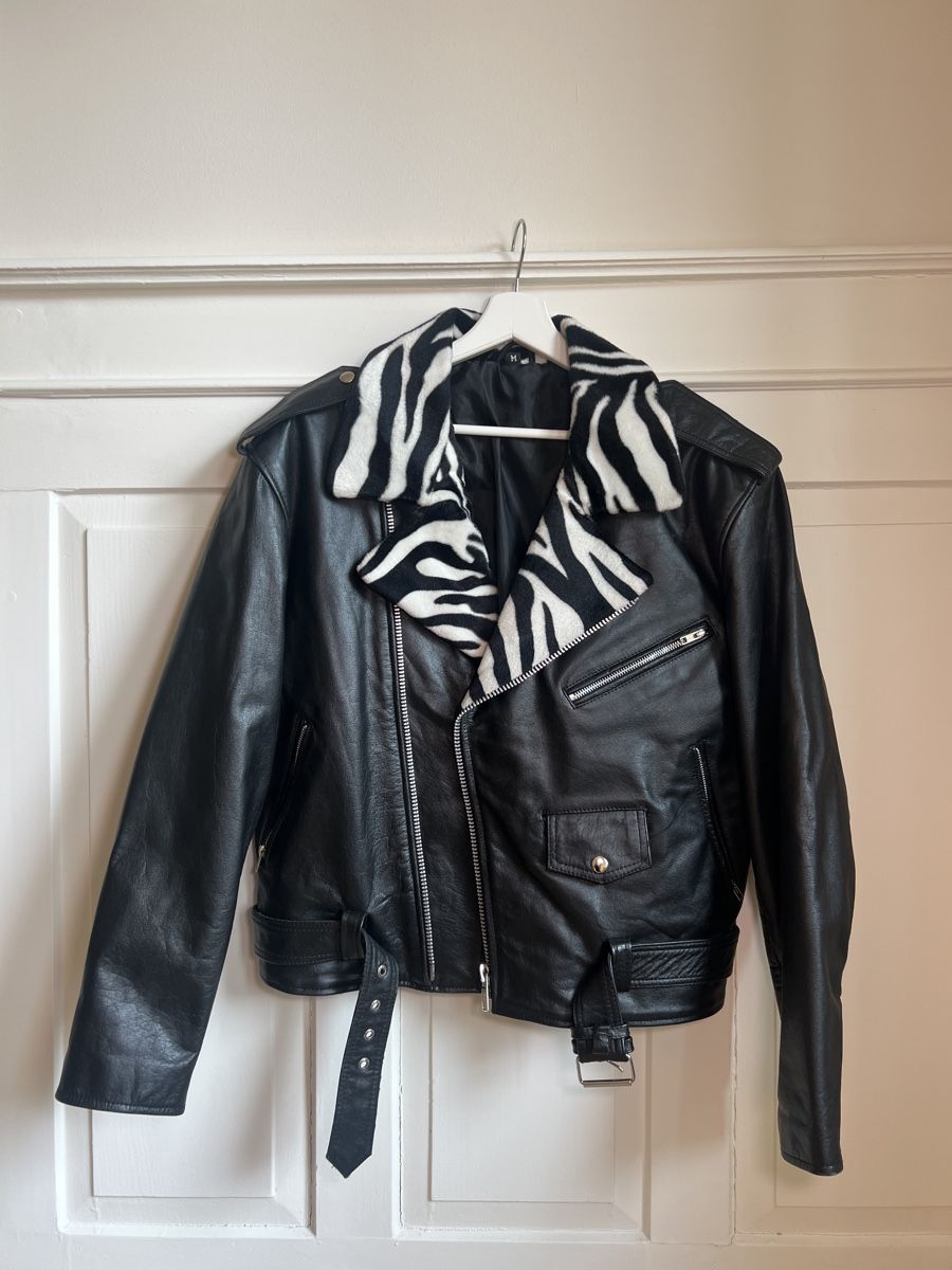 Giacche: Vintage Leather jacket with a zebra collar – Usato da Zürich venduto da Mirouch 1