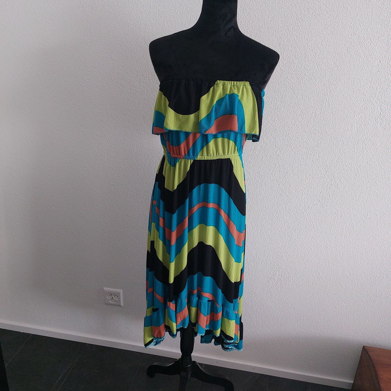 Vestiti: Extravagantes Sommerkleid – Nuovo (secondo la descrizione) da Muri AG venduto da ReBoutique