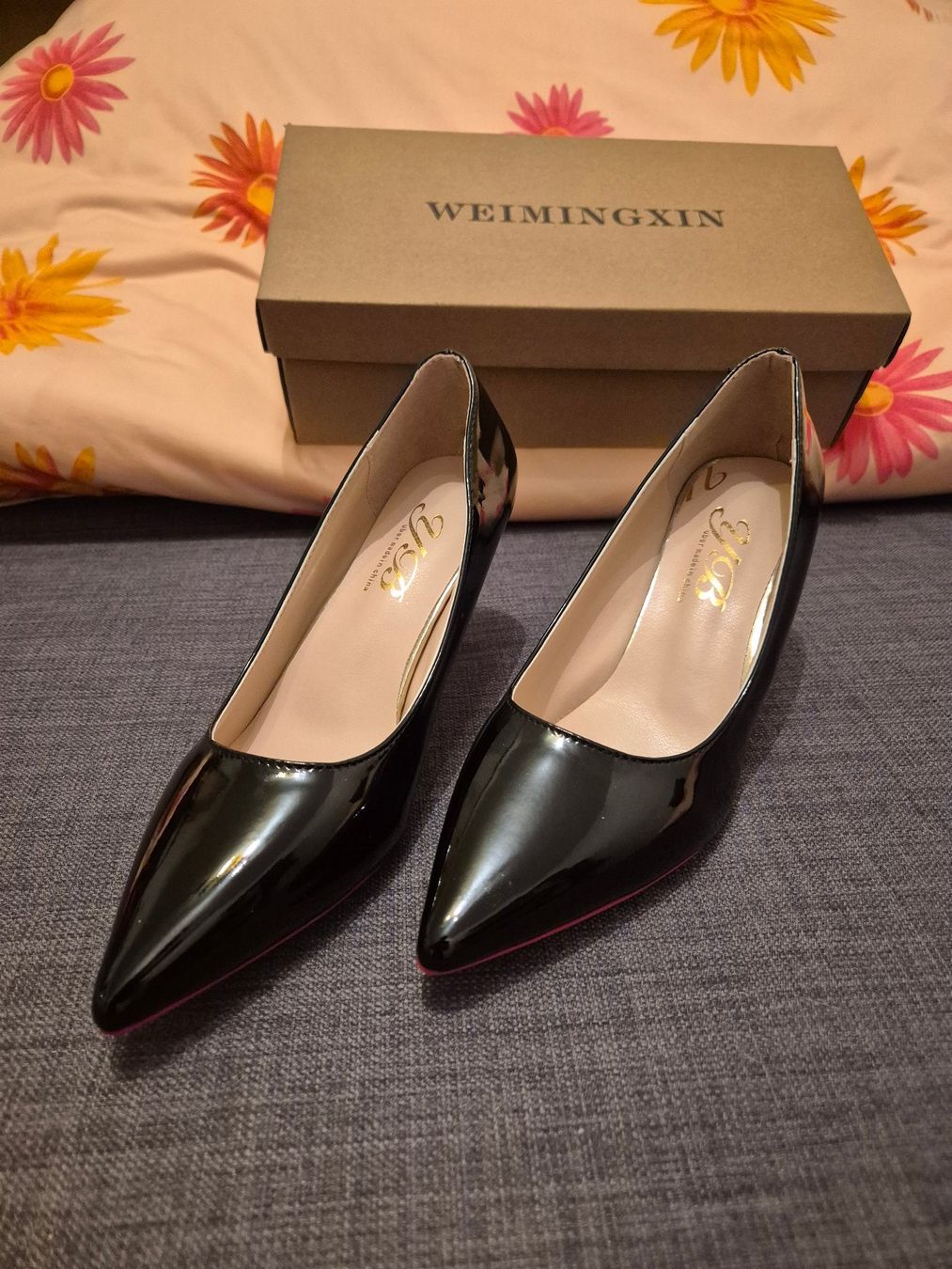 Scarpe da donna: Neue Damenpumps – Nuovo (secondo la descrizione) da Gossau SG venduto da Aeromax