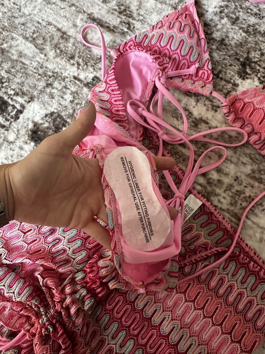 Shein Costumi da bagno & Bikini: Neuer Badeanzug Größe M–L – Nuovo e nell'imballaggio originale da Bütschwil venduto da Inna_inna 3