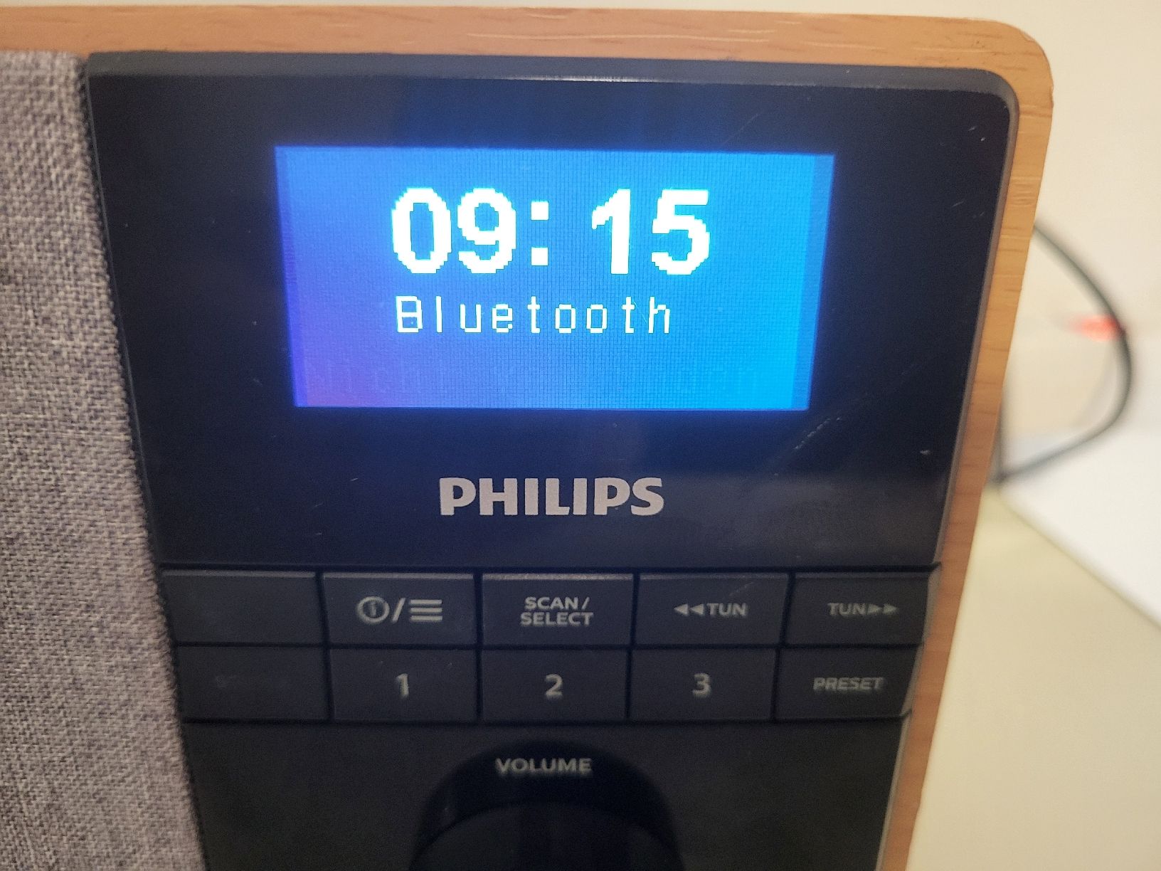 Philips Radios: Radio Philips TAR5505/10 DAB+ Bluetooth Holzgehäuse – D'occasion à Flawil par Hamdia12 6