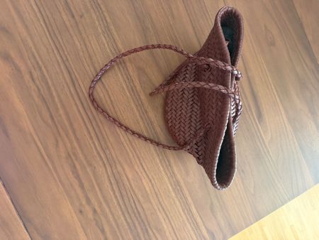 Damen Handtasche geflochten dunkelrot gebraucht