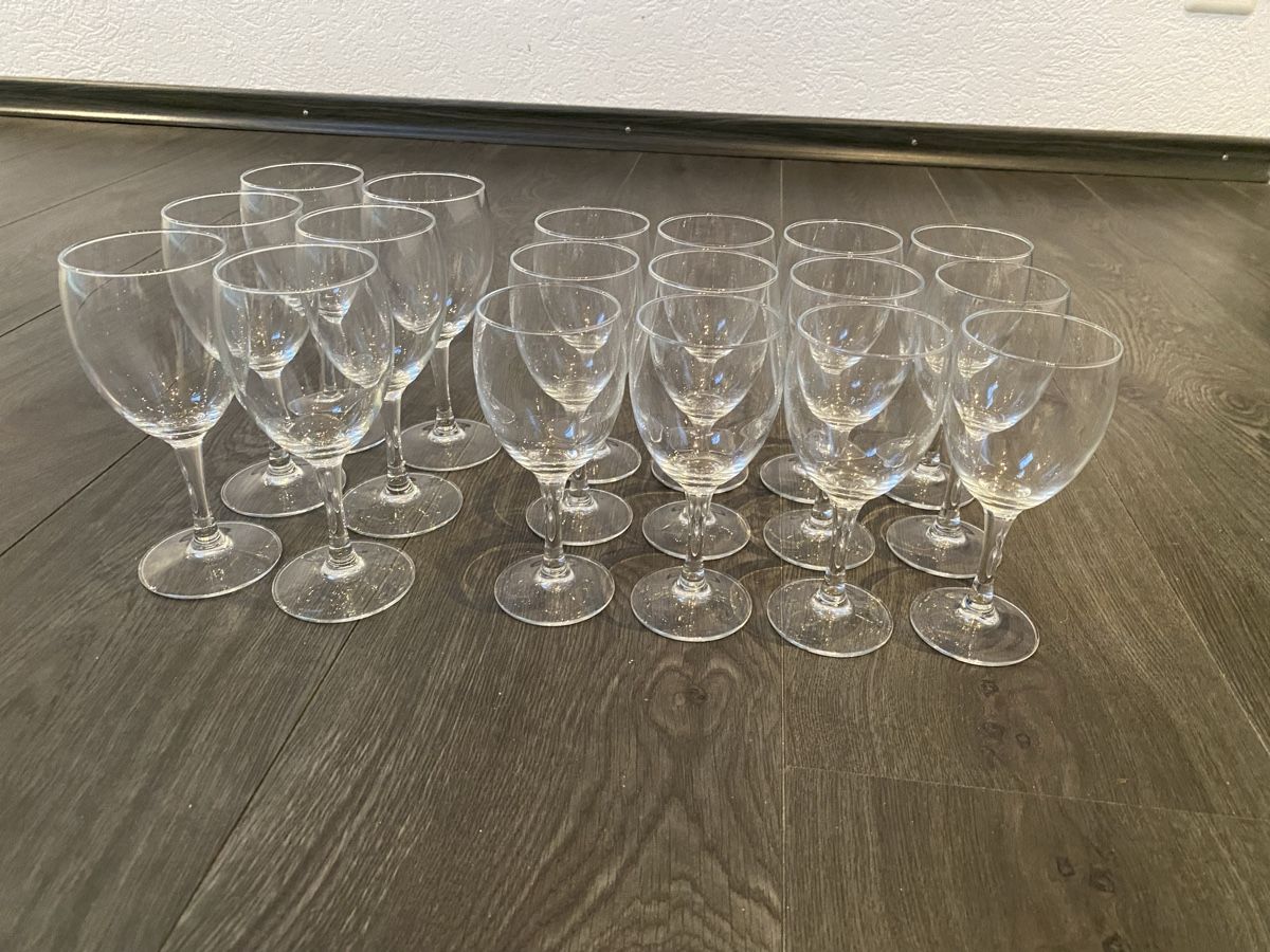 Bicchieri: 6 Rotwein und 12 Weissweingläser – Usato da Hägglingen venduto da Karin0802 7
