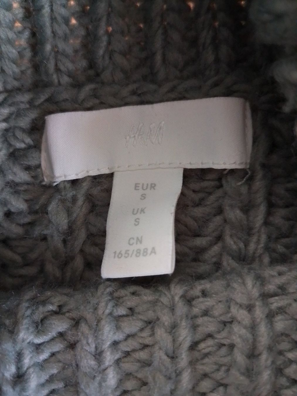 H&M Maglioni & Felpe: Grüner Pullover H&M Gr. 36 – Nuovo (secondo la descrizione) da Ettingen venduto da Echoo 1