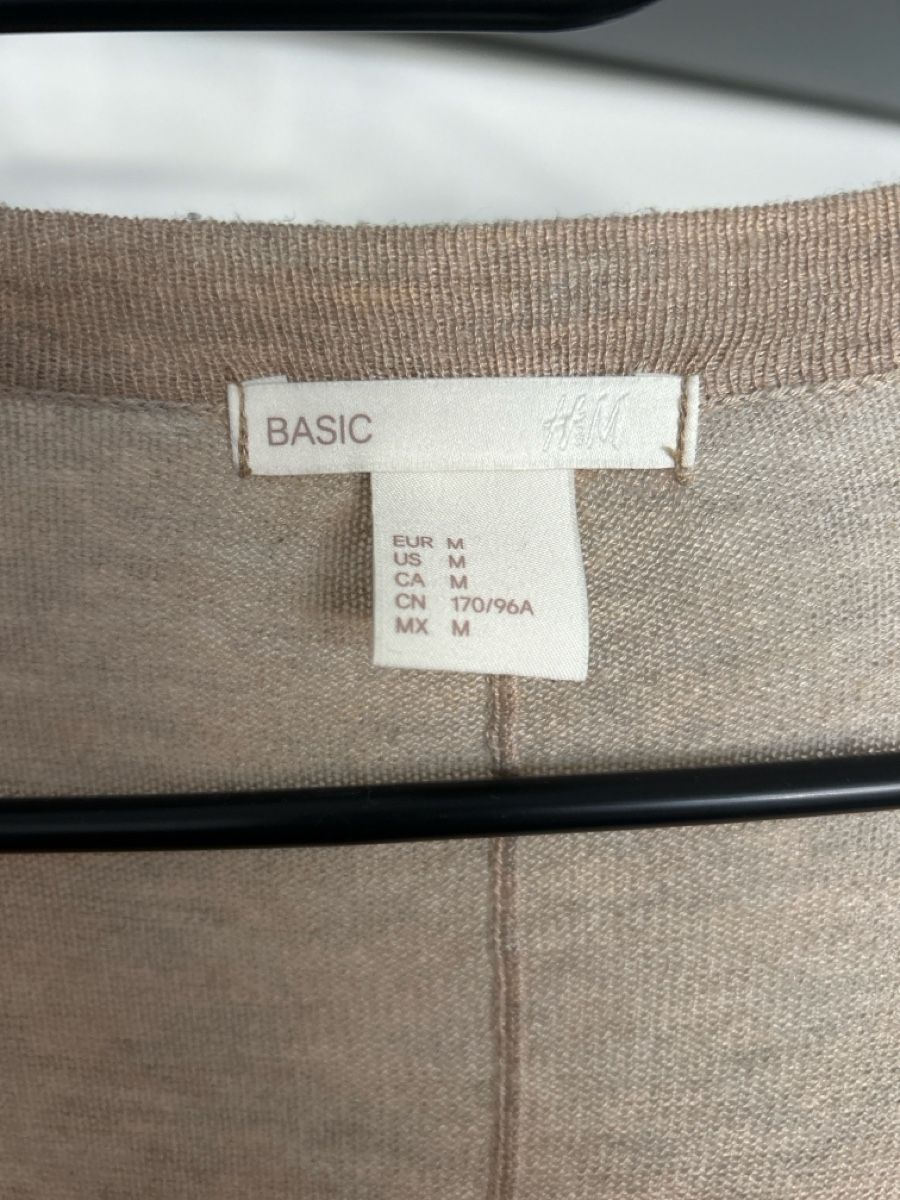 H&M Giacche: Leichtes Strickjäggli von H&M, Grösse M, beige – Nuovo (secondo la descrizione) da Erlinsbach SO venduto da hallon480 2