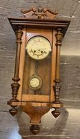 Pendelwanduhr antik