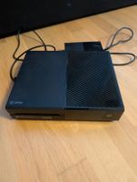 Xbox One mit 4 Controller und Spielen
