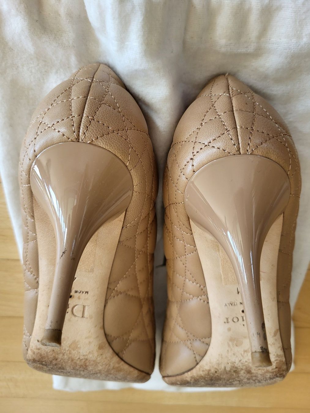 Dior Scarpe da donna: DIOR escarpins à talons cuir 41 – Usato da Zumikon venduto da cozurich 4