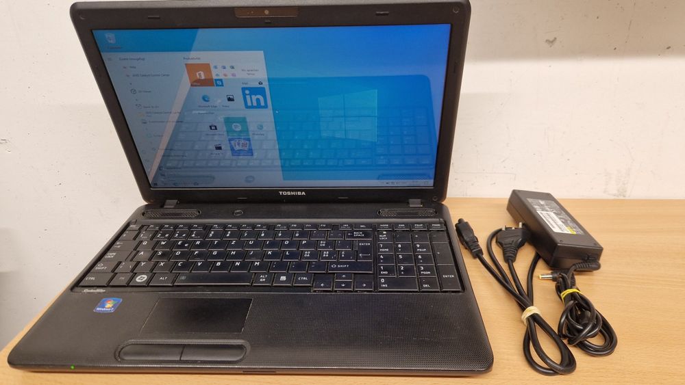 Netzteil Für Toshiba Satellite C660D-1D2 – 19V, 3.42A, 5.5x2.5mm Stecker, Von Power4Laptops