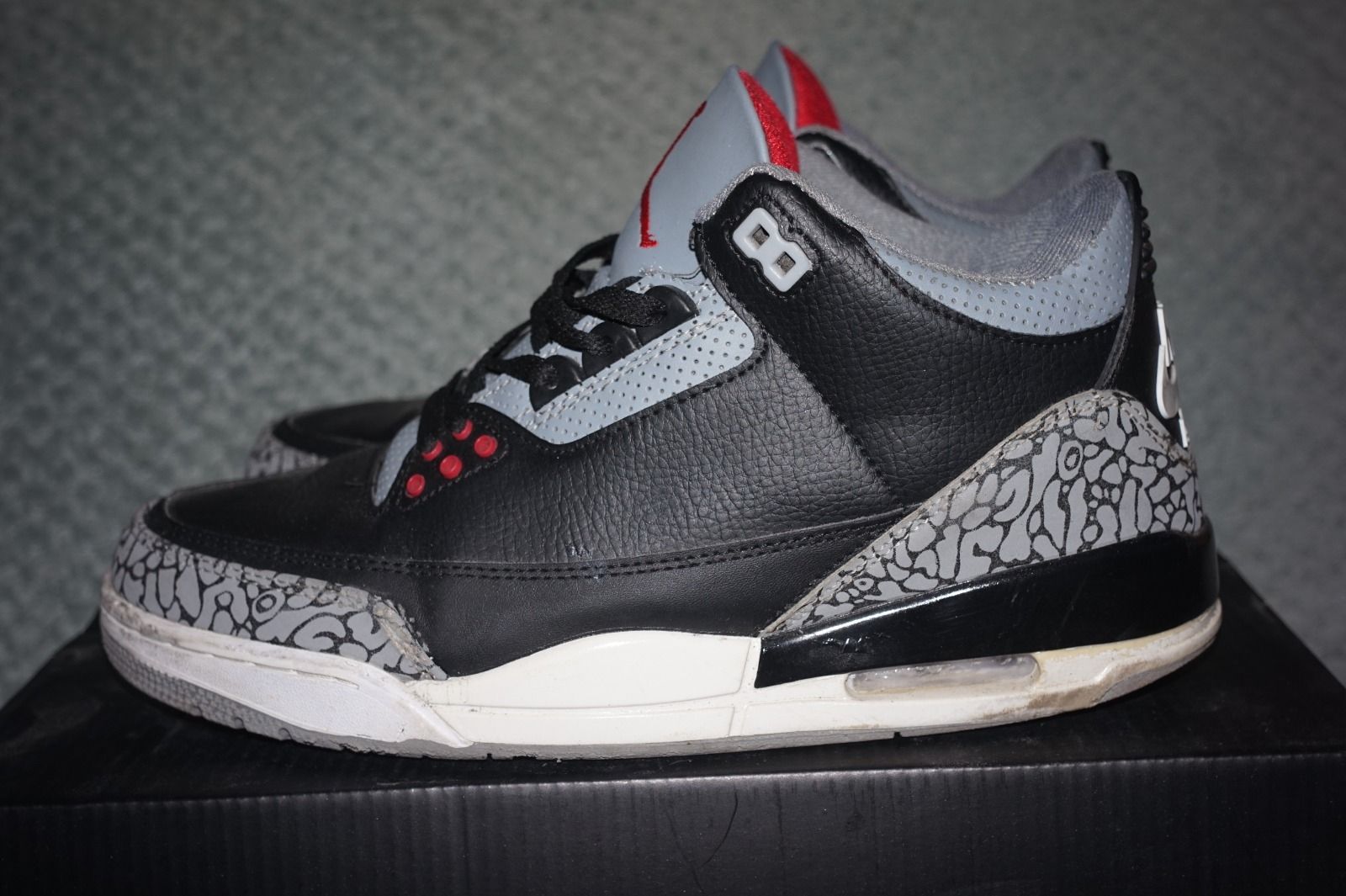 Scarpe da uomo: Jordan 3 retro bred – Usato da Wohlen AG venduto da yes_6sjl 2