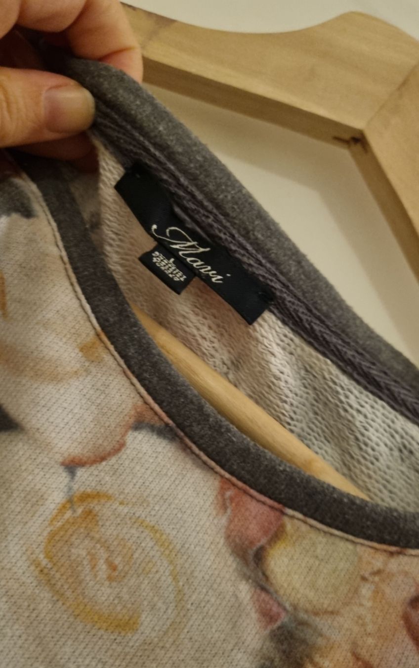 Mavi Maglioni & Felpe: 🌸🌹Pullover Blumen Mavi – Usato da Chur venduto da sinillo 2