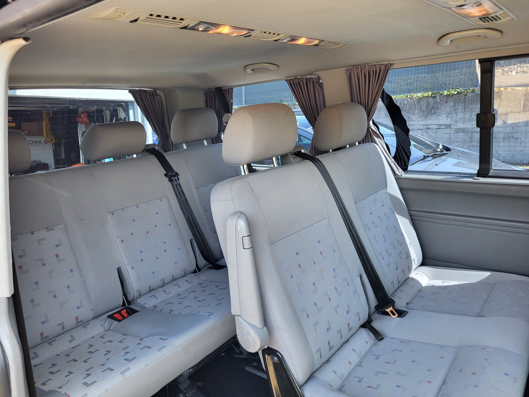 VW Veicoli da campeggio: VW T5 Transporter/Camper – Usato da Tennwil venduto da Tembeler 1