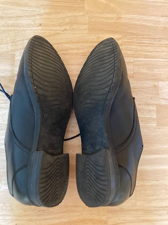 Scarpe da donna: Lederschuhe Varese – Usato da Arlesheim venduto da amazira 4
