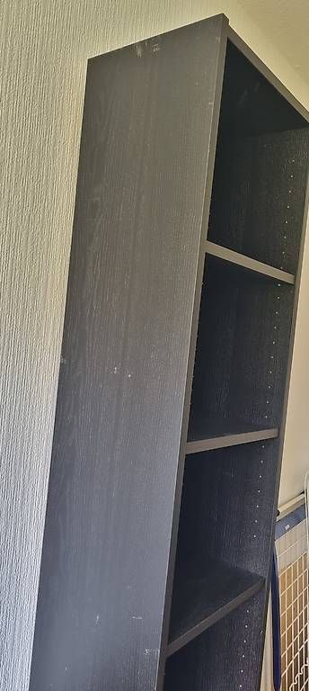 Étagères: Bücherregal schwarz – D'occasion à Thun par liviaa6 2