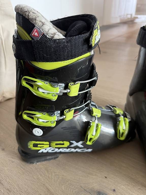 Herrenschuhe: Skischuhe – Gebraucht aus Uebeschi von deb_2lnv 1