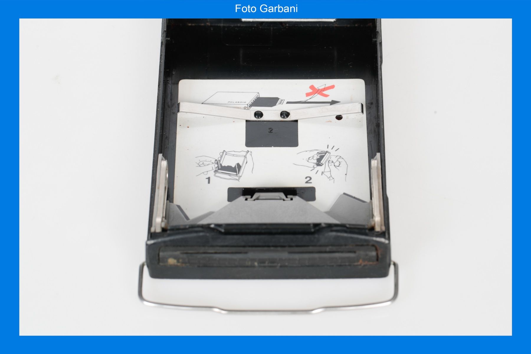 Foto & Immagini: magazzino Polaroid Hasselblad 100 – Usato da Muralto venduto da FotoGarbani 2