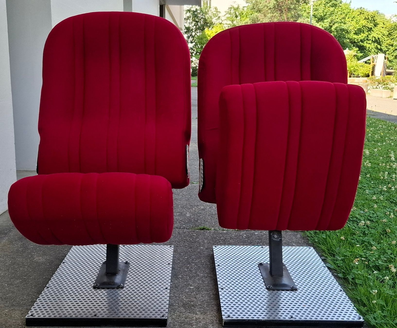 Fauteuils: 2 x 1er-Kinosessel – D'occasion à Biel/Bienne par Kokos4 1
