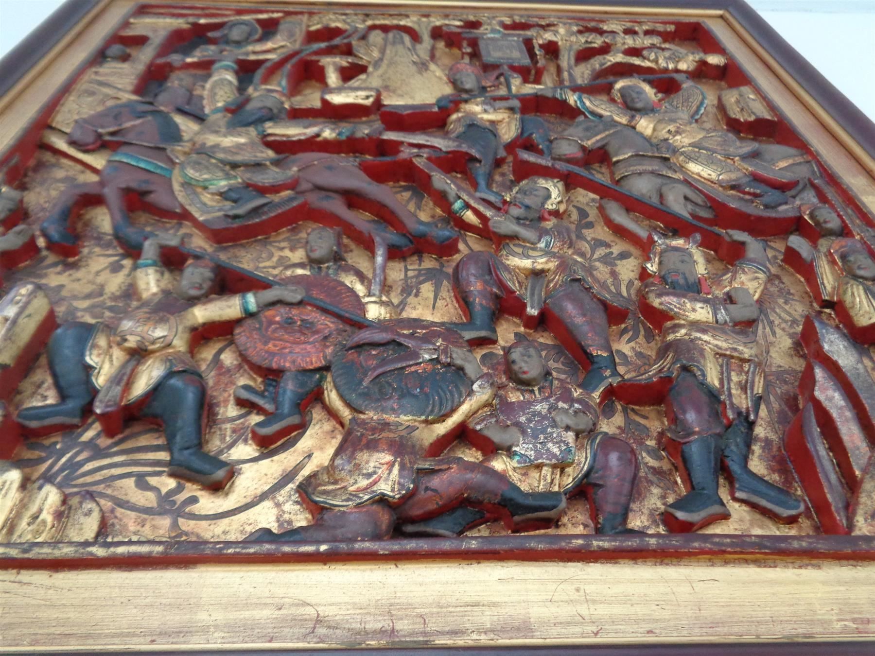 Foto & Immagini: China Holzrelief geschnitzt vergoldet – Usato da Chur venduto da omonia 7