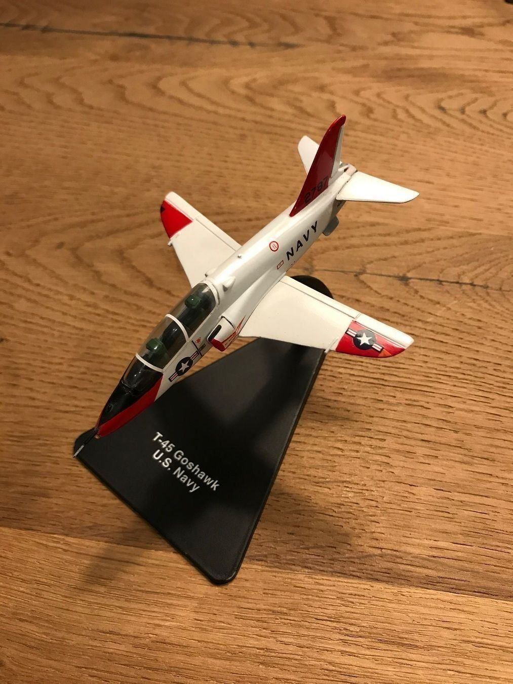 Kits de montage: T-45 Goshawk "U.S. Navy" Flugzeugmodell – D'occasion à Kloten par Bargainhunter_2012 1
