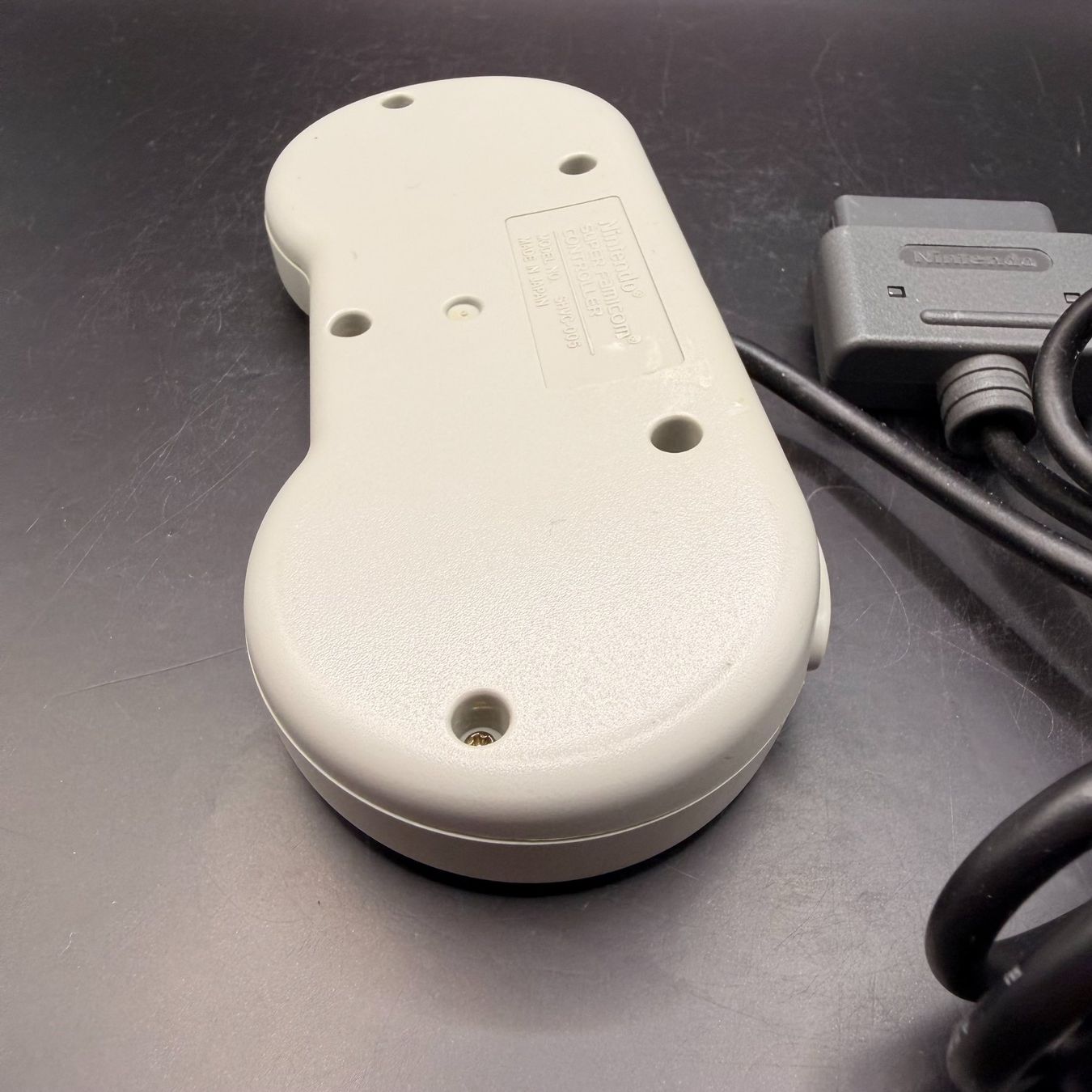 Nintendo Controller: Original SNES Controller – guter Zustand – Usato da Düdingen venduto da Nerdworld 5