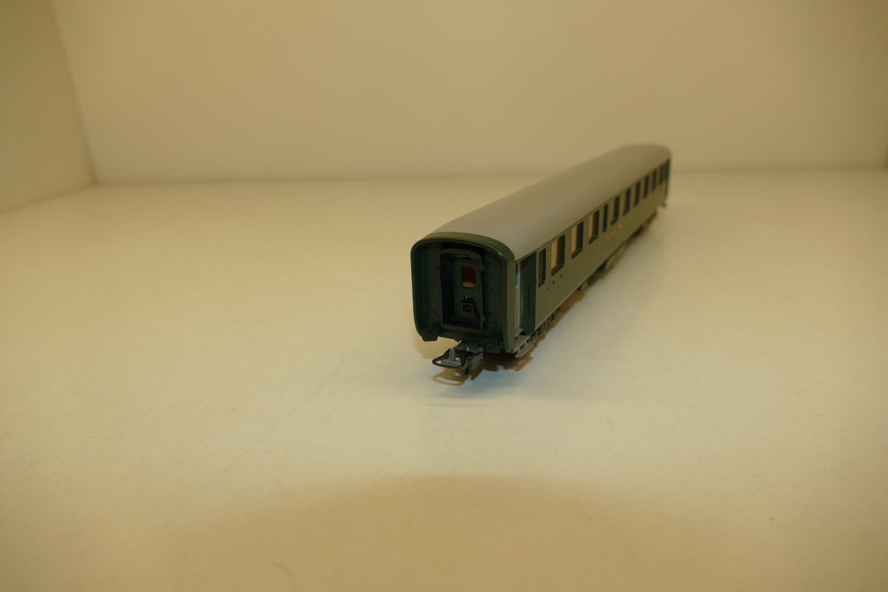 Lima Modellini di ferrovie: Lima H0: SBB 2.Kl. Personenwagen – Usato da Niederhasli venduto da Flash32 3