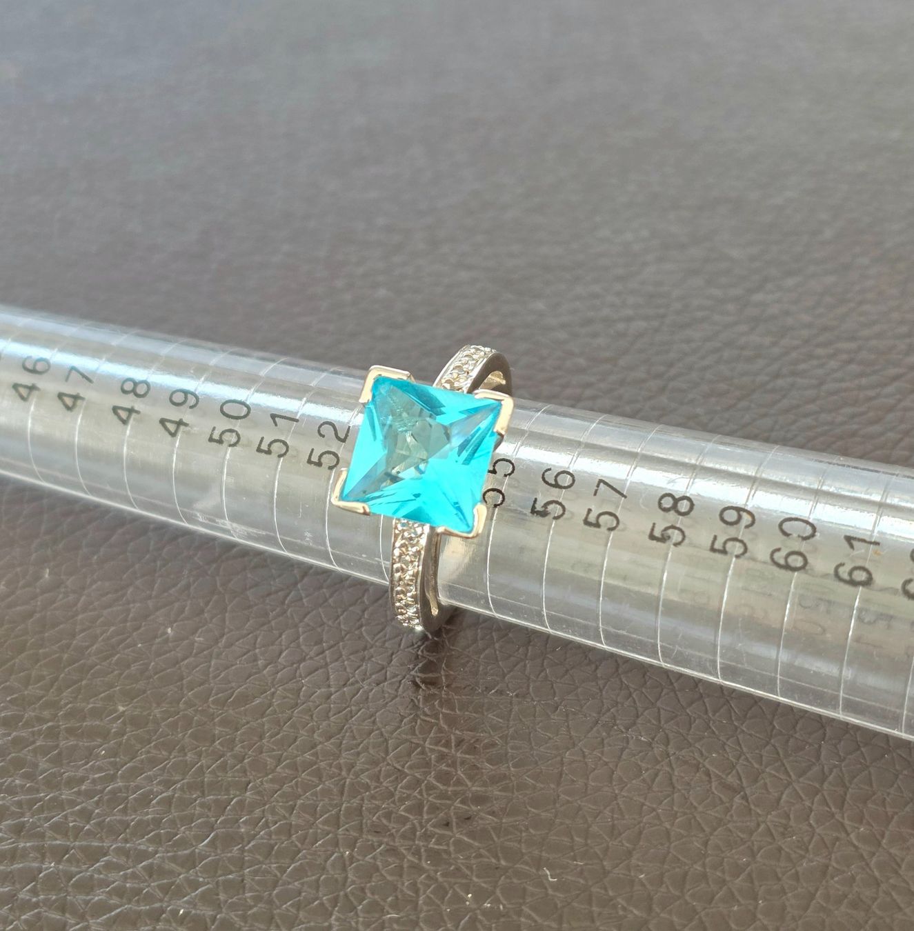 Anelli: Klassischer Solitär Silberring 925 mit hellblauem Topas- NEU – Nuovo e nell'imballaggio originale da Uetikon am See venduto da Coralreef 7