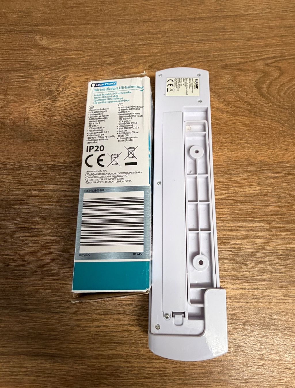 Lampade: wiederaufladbare LED Taschenlampe – Nuovo (secondo la descrizione) da Nussbaumen AG venduto da olitech5415 1