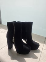 Stiefeleten schwarz hoher Absatz