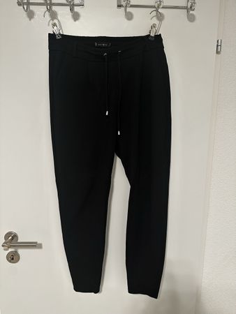 Stoffhose Amisu schwarz Grösse 38 guter Zustand