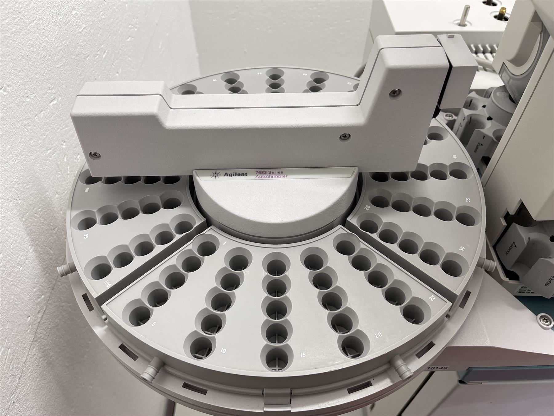 Agilent Misurare: Agilent 6890N Network GC System – Usato da Niederdorf venduto da LeptonAG_Labor 5
