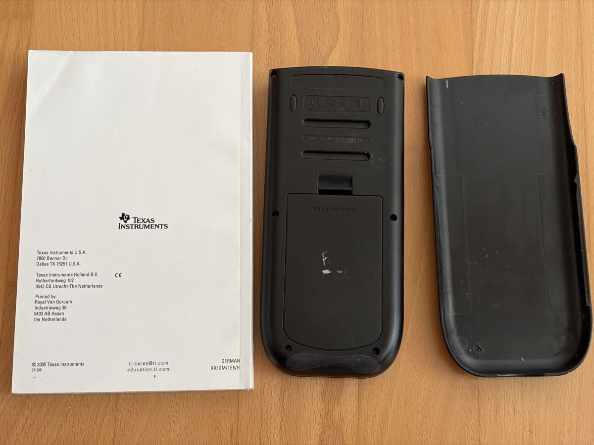 Texas Instruments Calculatrices: TI 89 Titanium, Grafikrechner – Neuf (Voir description) à Erlenbach ZH par Ritschly 2
