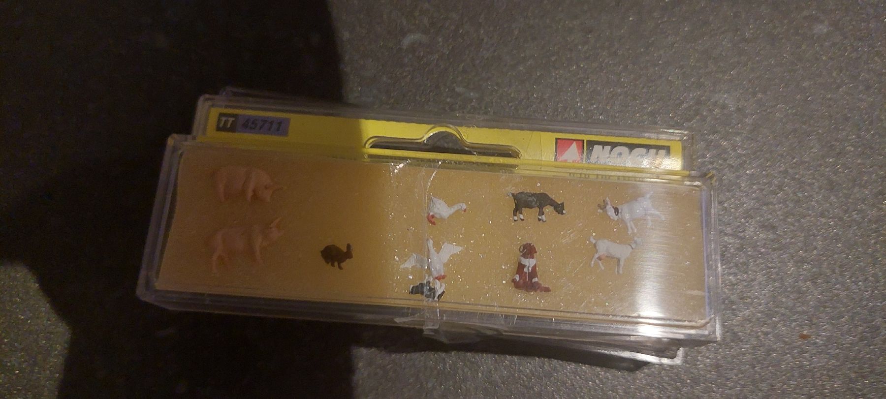 Modellini di ferrovie: Modelleisenbahn Miniaturen neu  – Nuovo e nell'imballaggio originale da Muri AG venduto da nindo1 6
