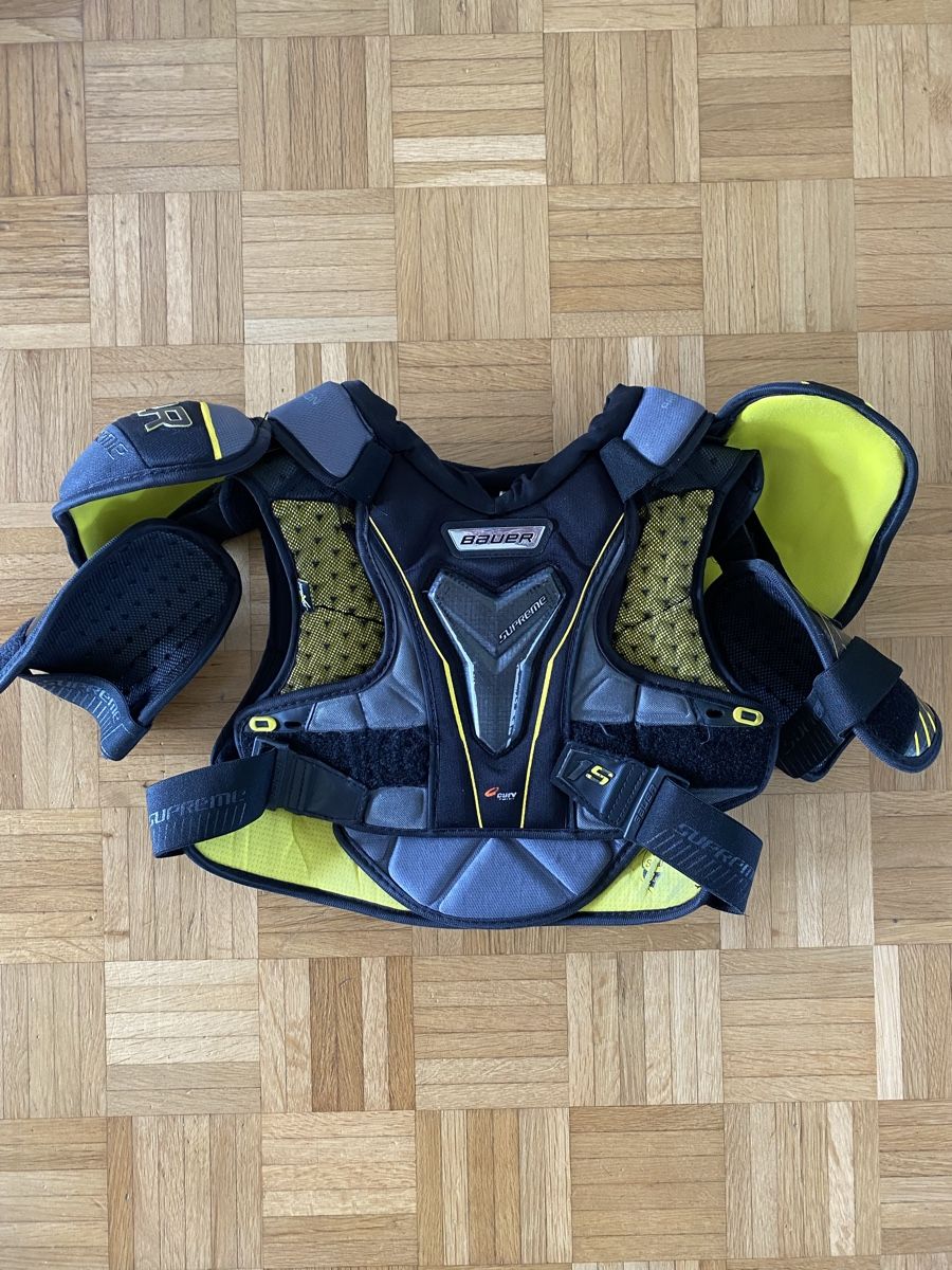 Bauer Protezioni & Imbottiture: Brustpanzer Bauer Supreme Senior M – Usato da Männedorf venduto da Sandrina8
