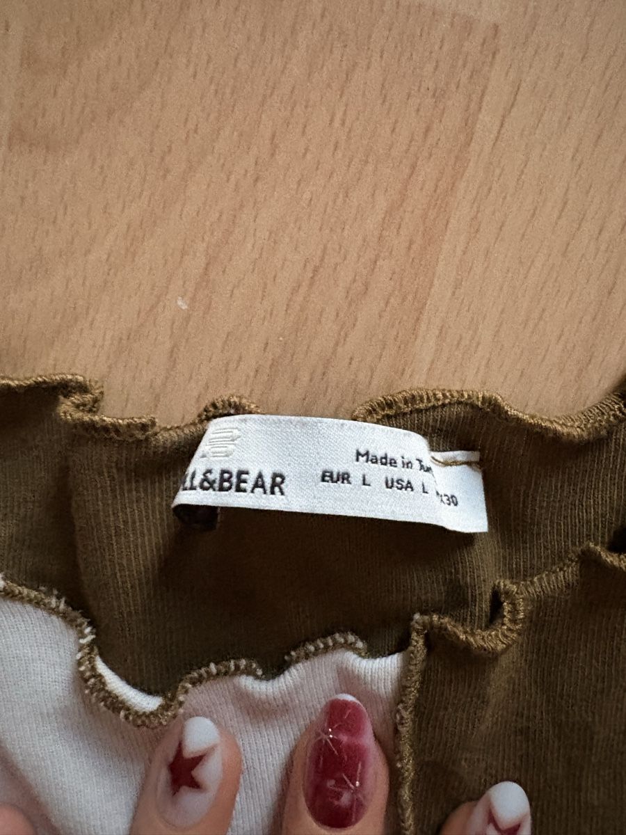 Pull&Bear Top: Pull & Bear Top – Nuovo (secondo la descrizione) da Herzogenbuchsee venduto da Gd.5 2