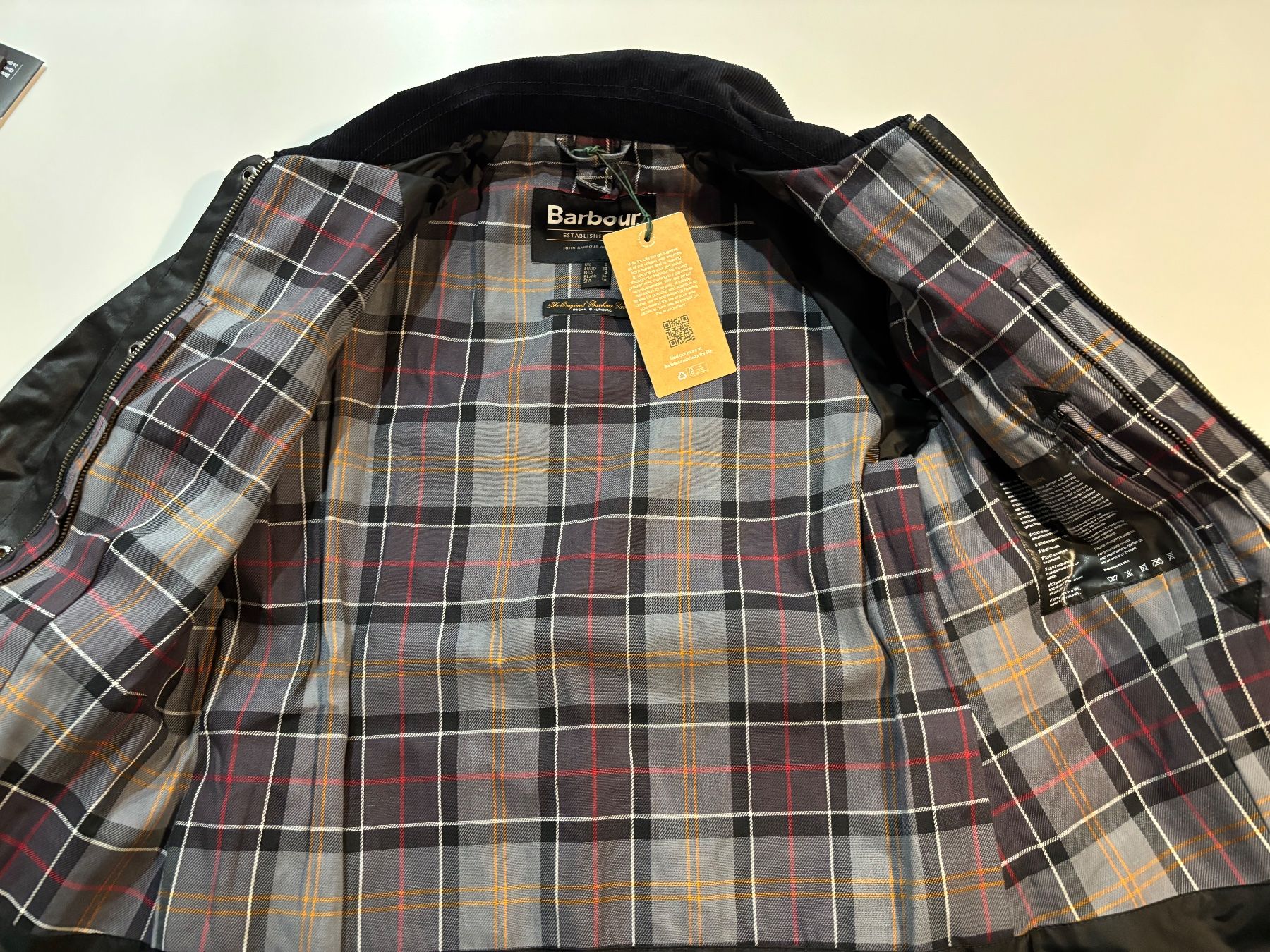 Barbour Giacche: Giacca Barbour Beadnell NUOVA – Nuovo e nell'imballaggio originale da Gorduno venduto da nic_8jd2 4