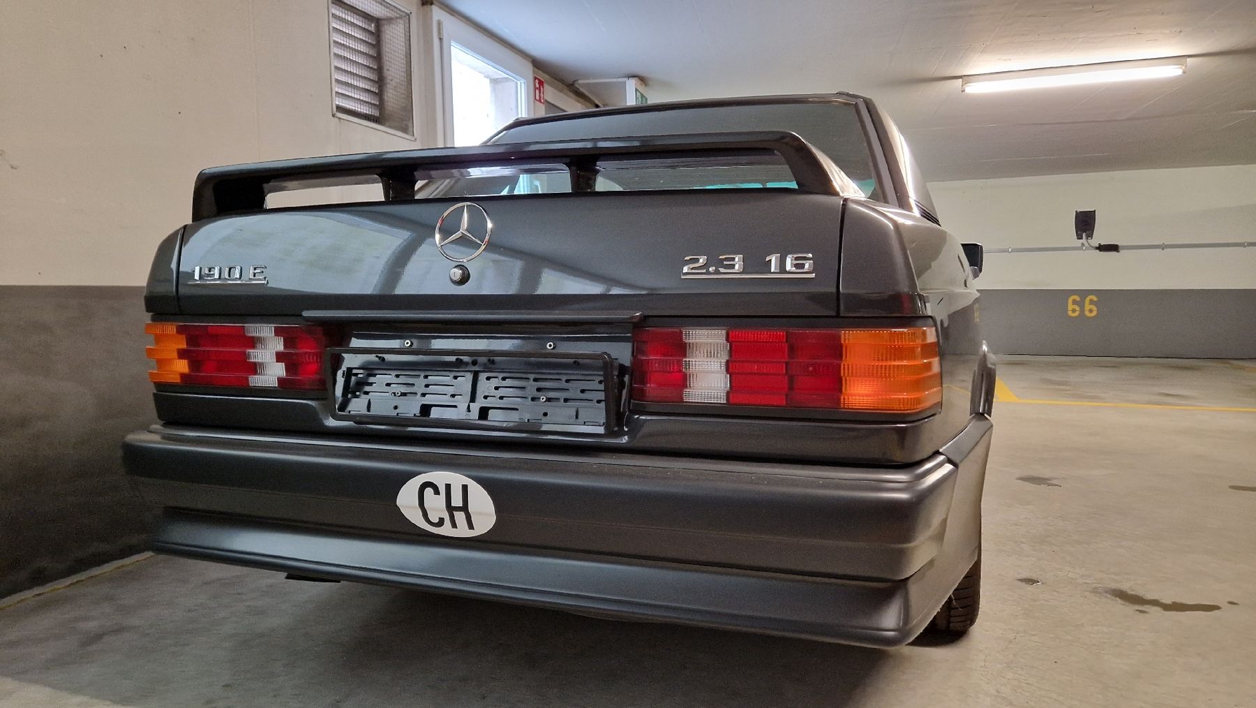 Mercedes-Benz Autos: Mercedes 190E 2.3-16V Handschalter – Gebraucht aus Zürich von Melinho27 1
